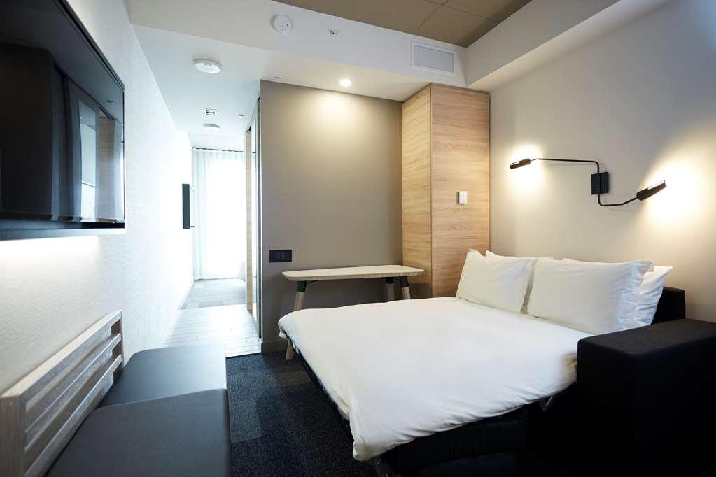 Hôtel Escad  Brossard Zimmer foto